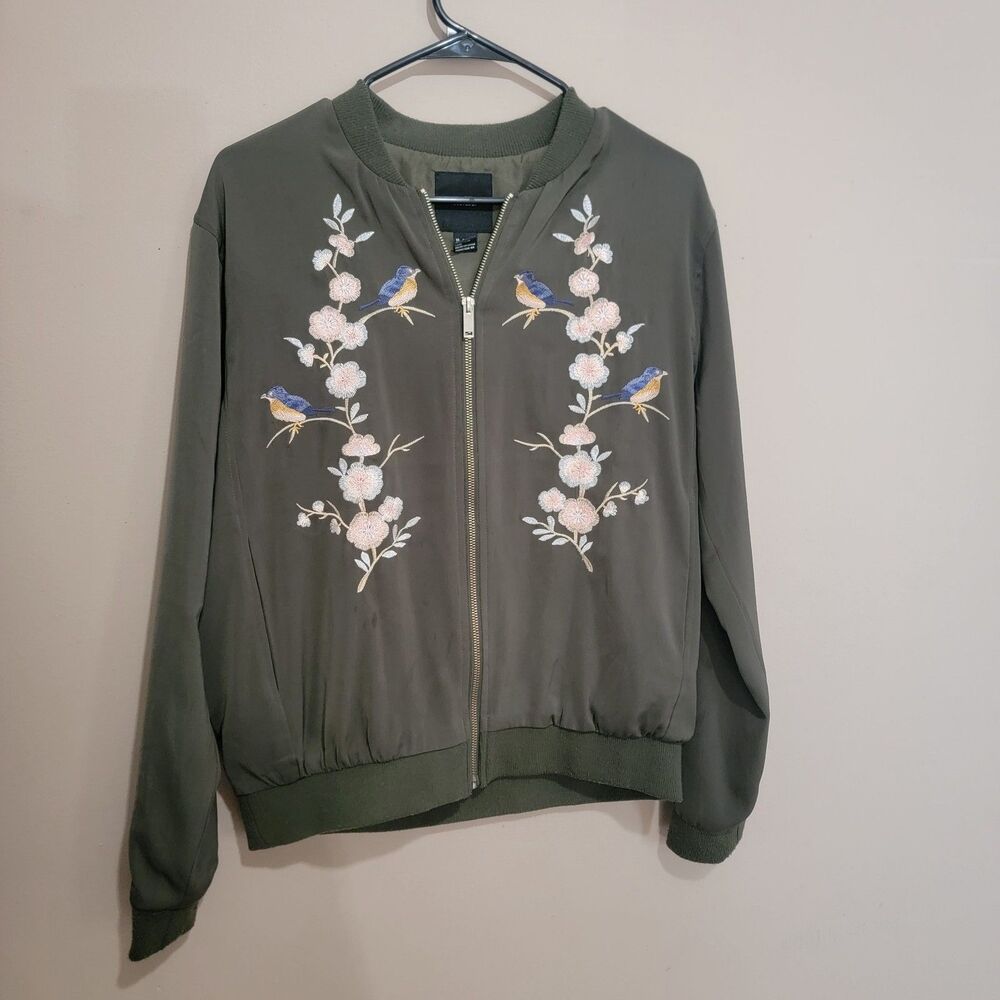 Forever 21 Green Flower Embroidered Jacket Size S